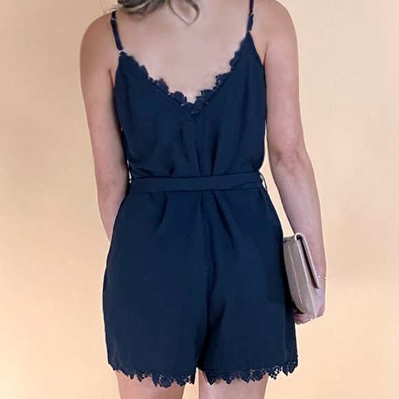 NWT Entro Lace Trim Romper - Picture 3 of 5